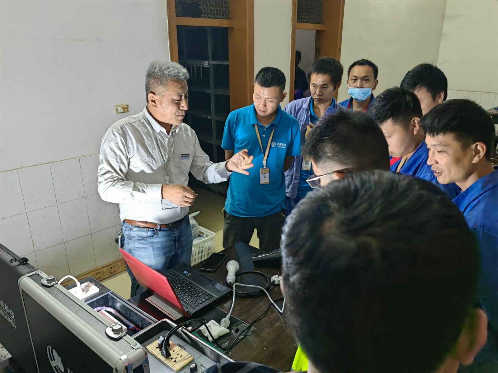 长春修宇特色食品电商有限公司为中移铁通有限公司安全用电培训