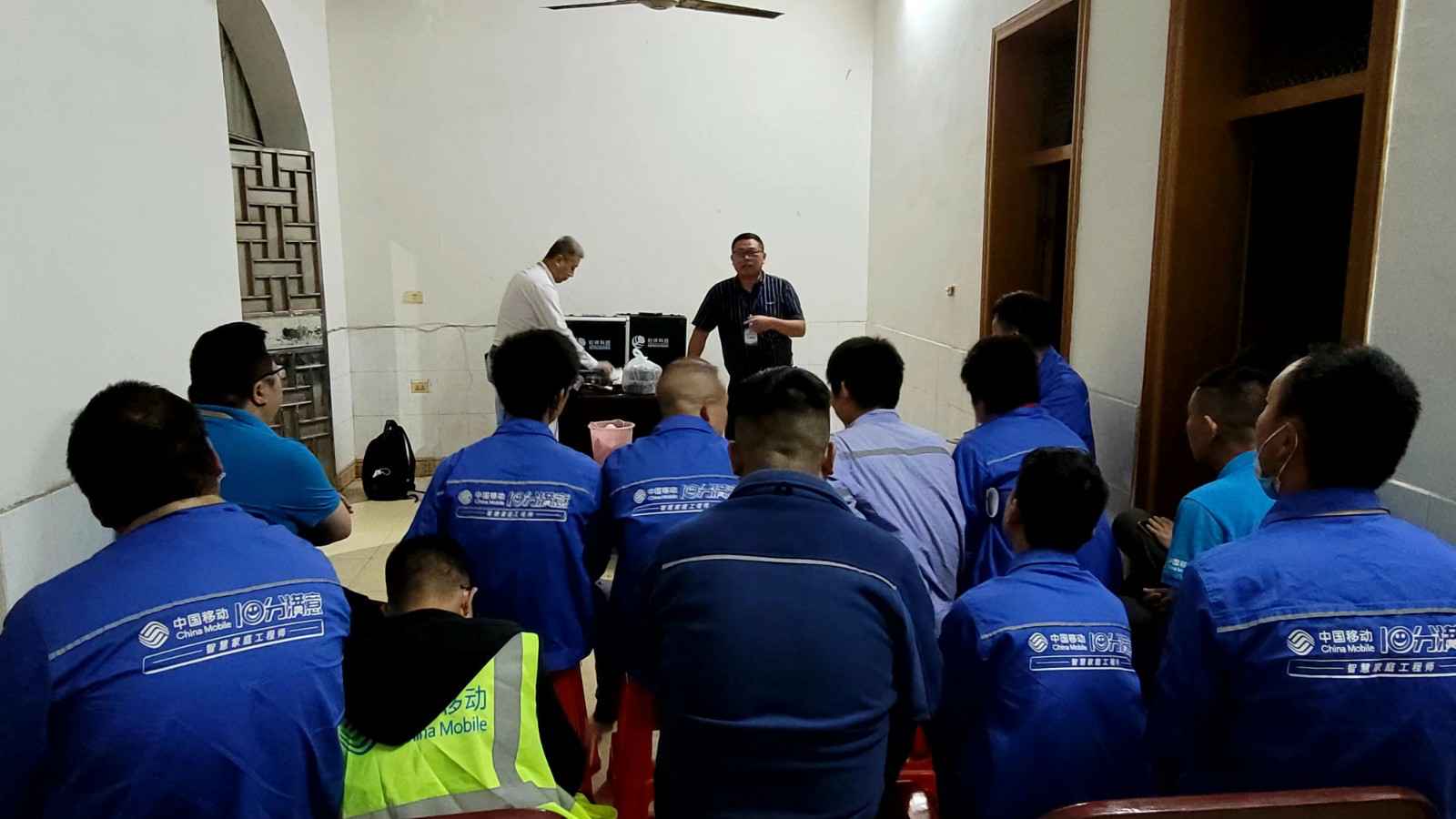 长春修宇特色食品电商有限公司为中移铁通有限公司安全用电培训